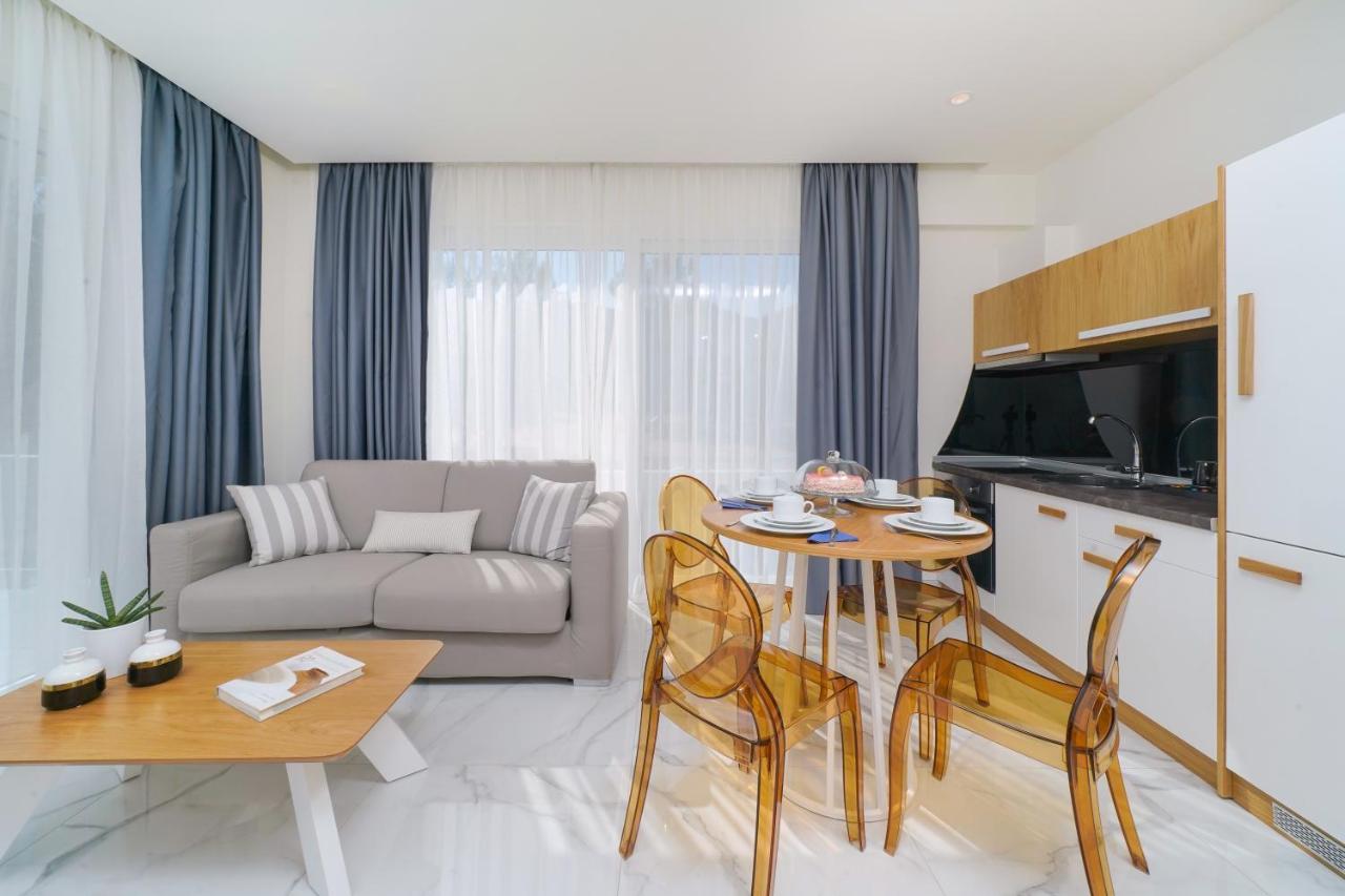 Hotel Astera Skala Rachoni  エクステリア 写真